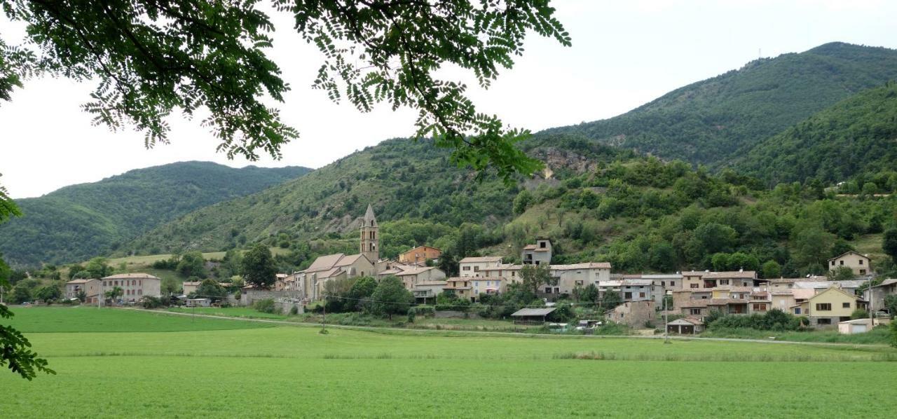 Comme Chez Vous Villa Bayons Luaran gambar